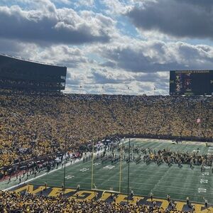 Meet your Posher, ava